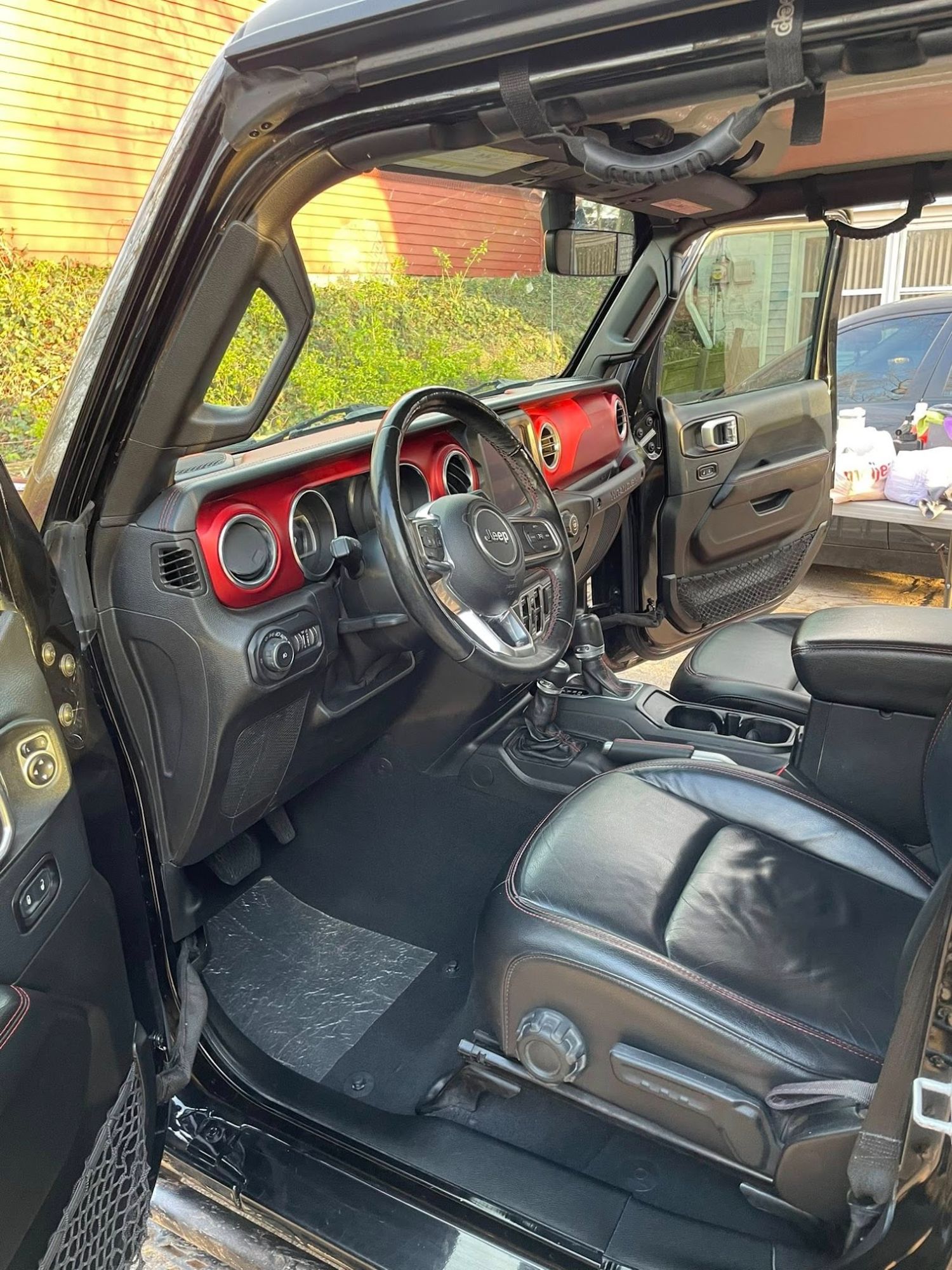 Clean Jeep interior after Pristine mobile detailing